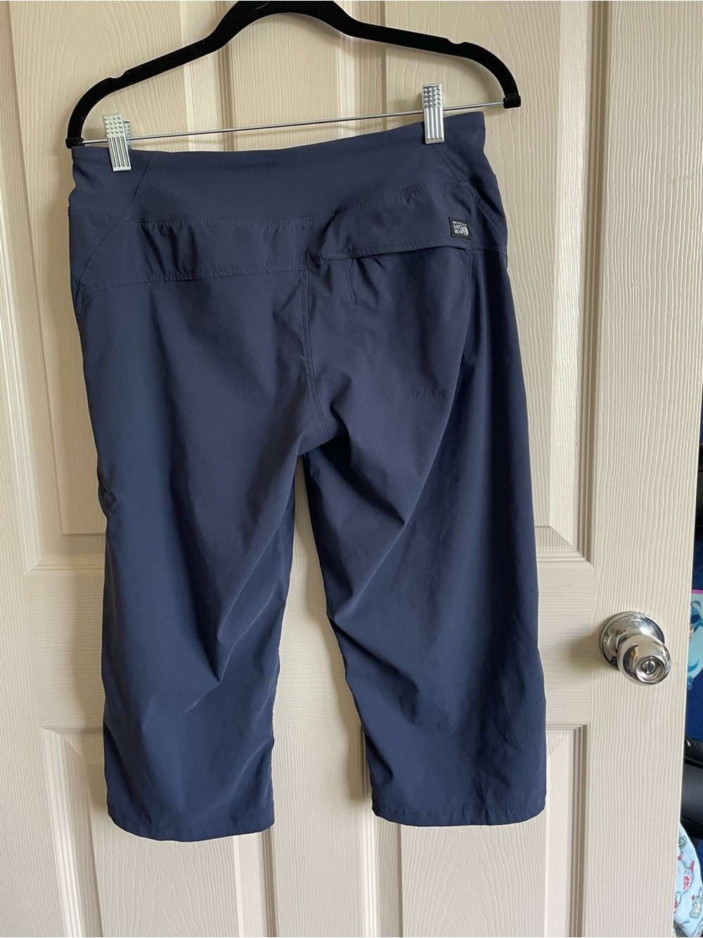 Mountain Hardwear Women's Navy Blue Capris - Picture 2 of 5